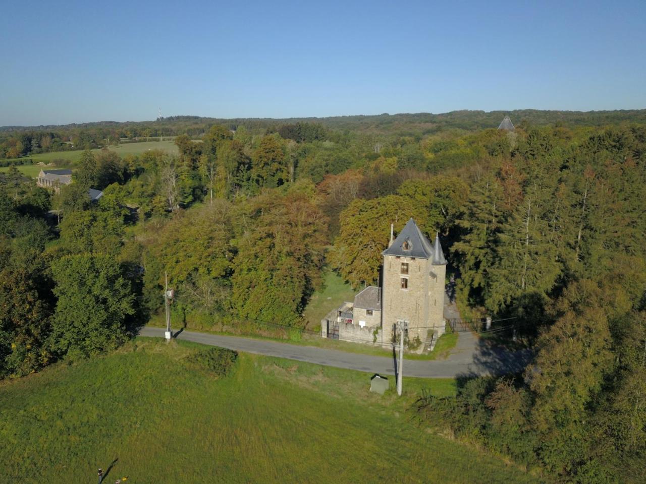 La Tour De Serinchamps Екстер'єр фото